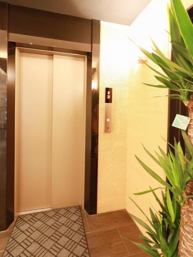 Toyama Town Hotel Eksteriør bilde