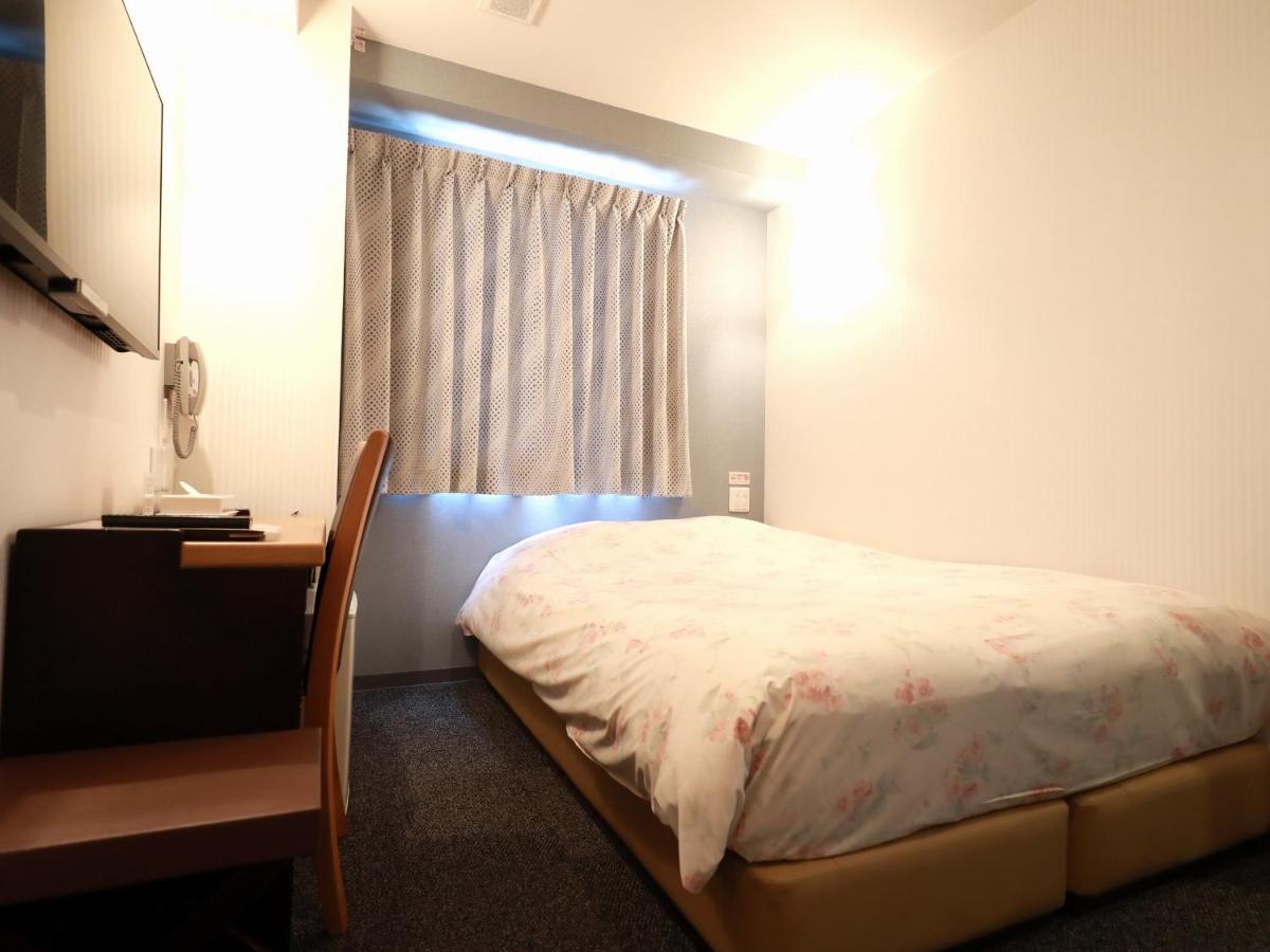 Toyama Town Hotel Eksteriør bilde