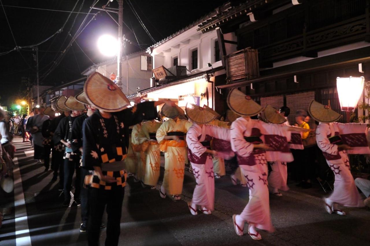 Toyama Town Hotel Eksteriør bilde